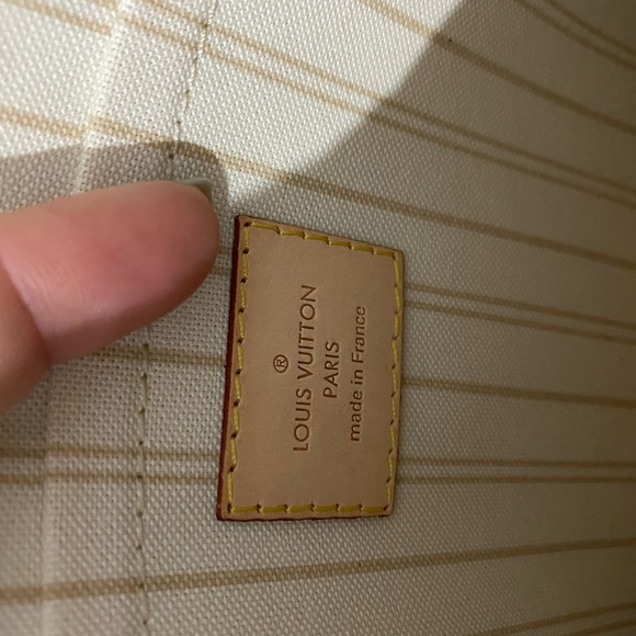 Auth NEW Louis Vuitton Azur neverfull wristlet GM beige interior - Picture 5 of 8